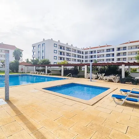 Vilamoura Family Escape Apartment *