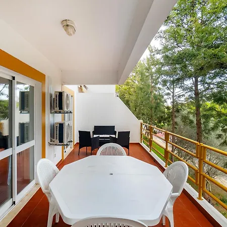 Vilamoura Family Escape