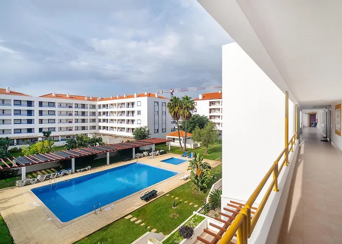 Vilamoura Family Escape * 奎特里拉